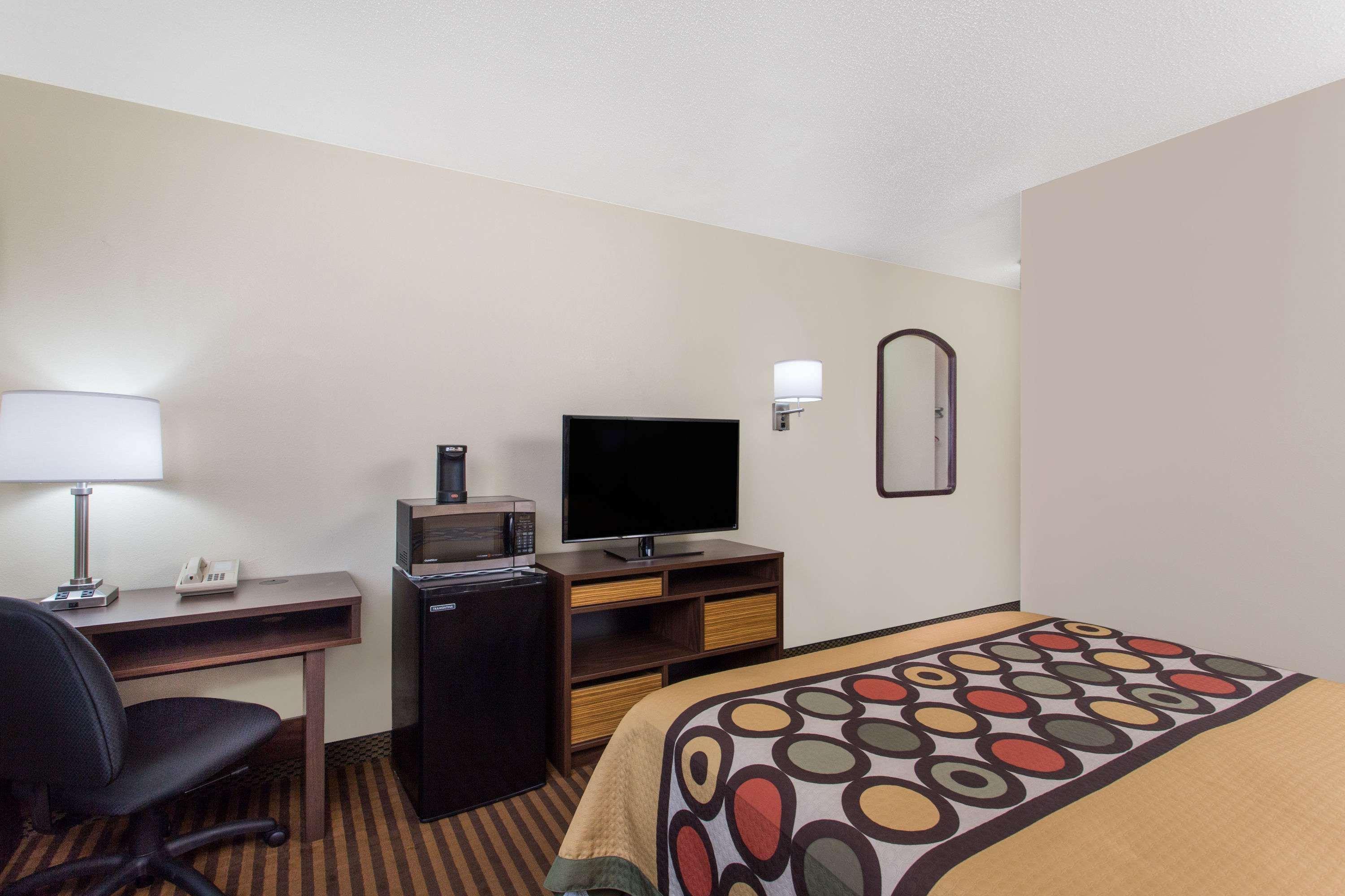 Motel Super 8 By Wyndham Eau Claire I-94 Zewnętrze zdjęcie