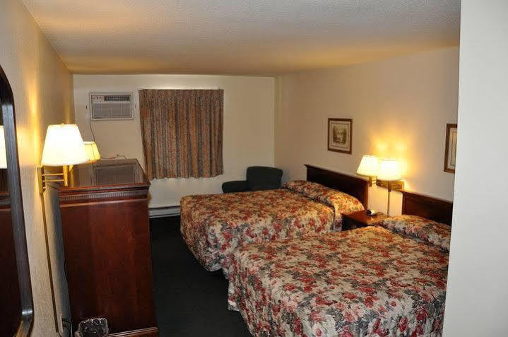 Motel Super 8 By Wyndham Eau Claire I-94 Zewnętrze zdjęcie