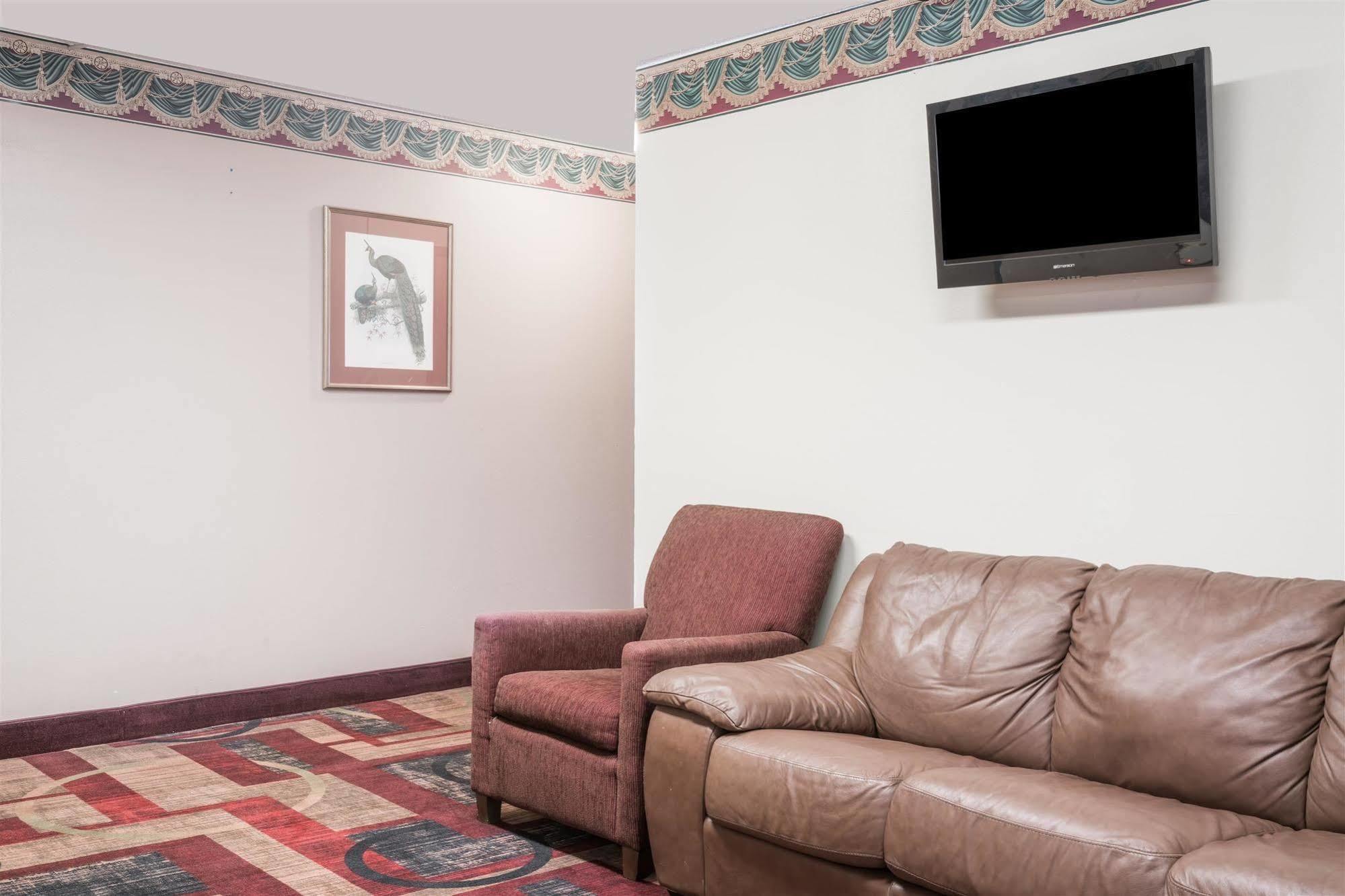 Motel Super 8 By Wyndham Eau Claire I-94 Zewnętrze zdjęcie